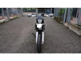 xmf 125 motard performance 4t (2021 - 22)