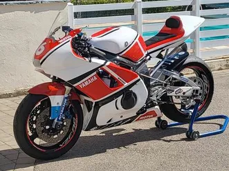 yamaha r6 piste de 2000