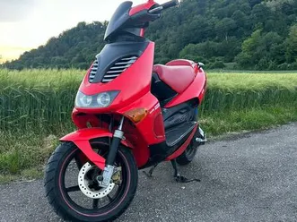 aprilia sr 50 lc