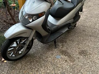 piaggio beverly 200
