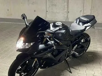 suzuki gsxr 600 k9