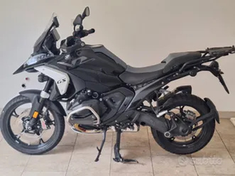 bmw gs 1300 triple black
