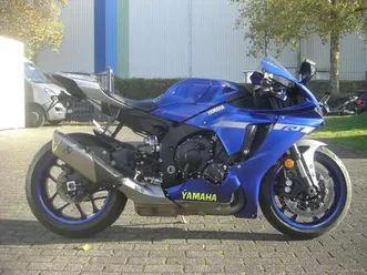 yamaha yzf r1 rn 65 qs abs akrapovic