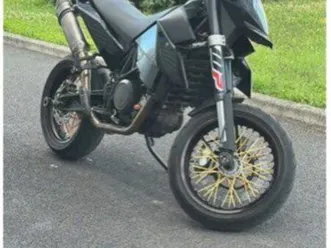 ktm 690 supermotard