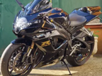 suzuki gsxr k7 600