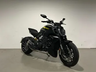 ducati diavel v4