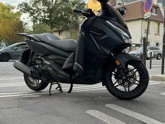 honda forza 125 - oct 2020 - 3700 km - excellent état - révision complète (928e)