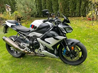 bmw m 1000 r