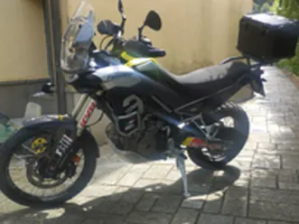 aprilia tuareg 660