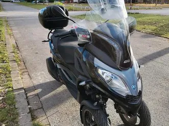 piaggio mp3 300
