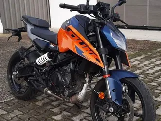 ktm 125 duke 2025, neuwertig, vom vertragshändler