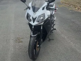 125 daelim roadsport