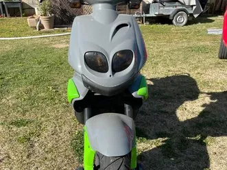 scooter-peugeot-trekker