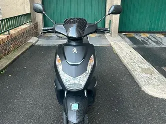 scooter peugeot kisbee black edition 4t