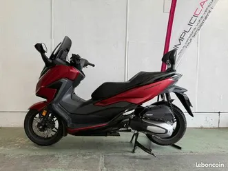 honda forza 125 - bulle électrique - dossier