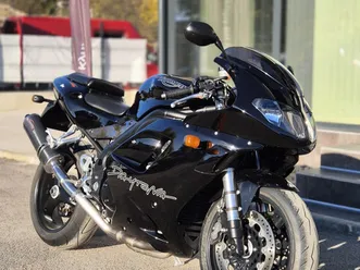 triumph daytona 955i 23000км!!! нов внос швейцария!!! →