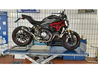 ducati monster 1200 großer desmoservice gemacht