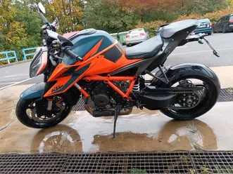 ktm superduke 1290r