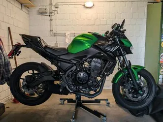 kawasaki z650 candy lime green bj2020 4139km