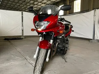 kawasaki zr-7s (zr750f) – nur 11.500 km – tüv 04/2026