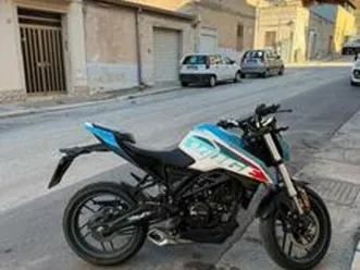 voge 125r - 1 anno di vita, con garanzia