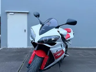 yamaha r1 rn19 traumkonfiguration 12500km! 2. hand
