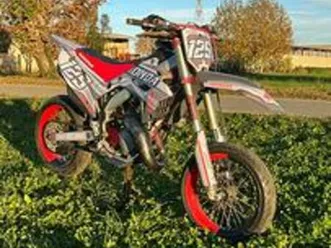 hm 125 motard crm