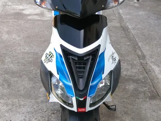 aprilia sr 50кубика →
