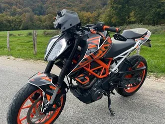 ktm duke 390