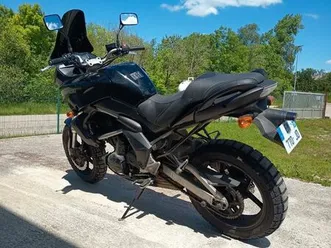 kawasaki versés 650cm3