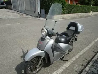 aprilia scarabeo 200 - 2004