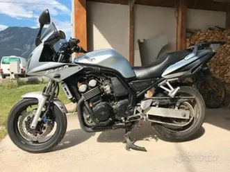 yamaha fzs 600 fazer