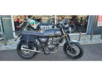 mash 125 black seven 350kms