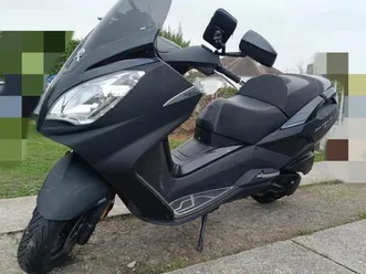 scooter satelis 125 black mat