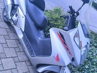 honda silverwing 600