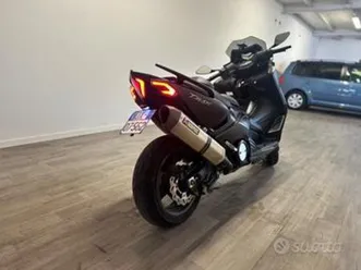 yamaha tmax 530 iron max scarico akrapovic