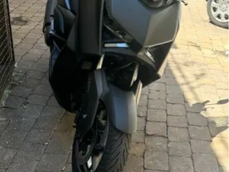 yamaha xmax 300 2024 poignet chauffante sel confort