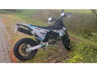 husqvarna 701 supermoto
