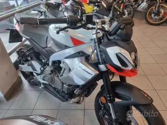 aprilia tuono 457 nuove km-zero