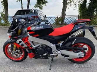 aprilia tuono v4 1100 factory 21