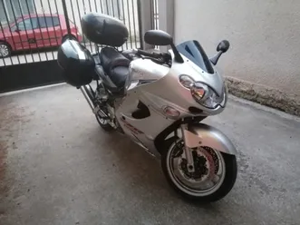 kawasaki zzr 1200 →