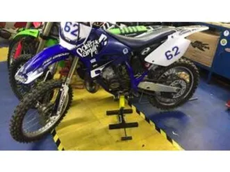 yz 125 (2004)