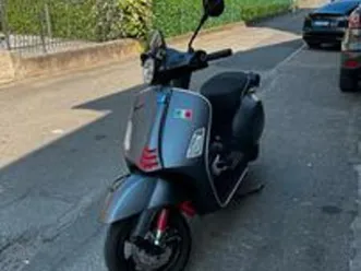 vespa 300 gts