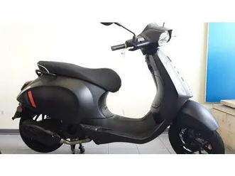 vendo vespa sprint 125 s (2023 - 25) usata a pontedera (codice 9693757) - moto.it