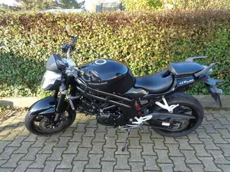 hyosung gt 650 zwart