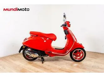 vespa primavera 125 red - 2024