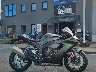 kawasaki zx-10 rr