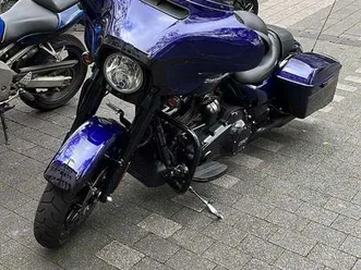 harley-davidson street glide