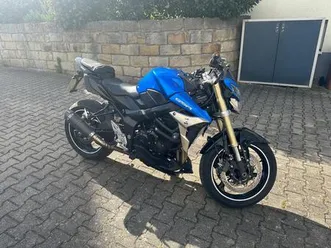 suzuki gsr 750 a