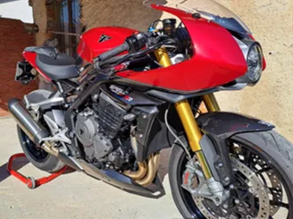 triumph speed triple 1200 rr